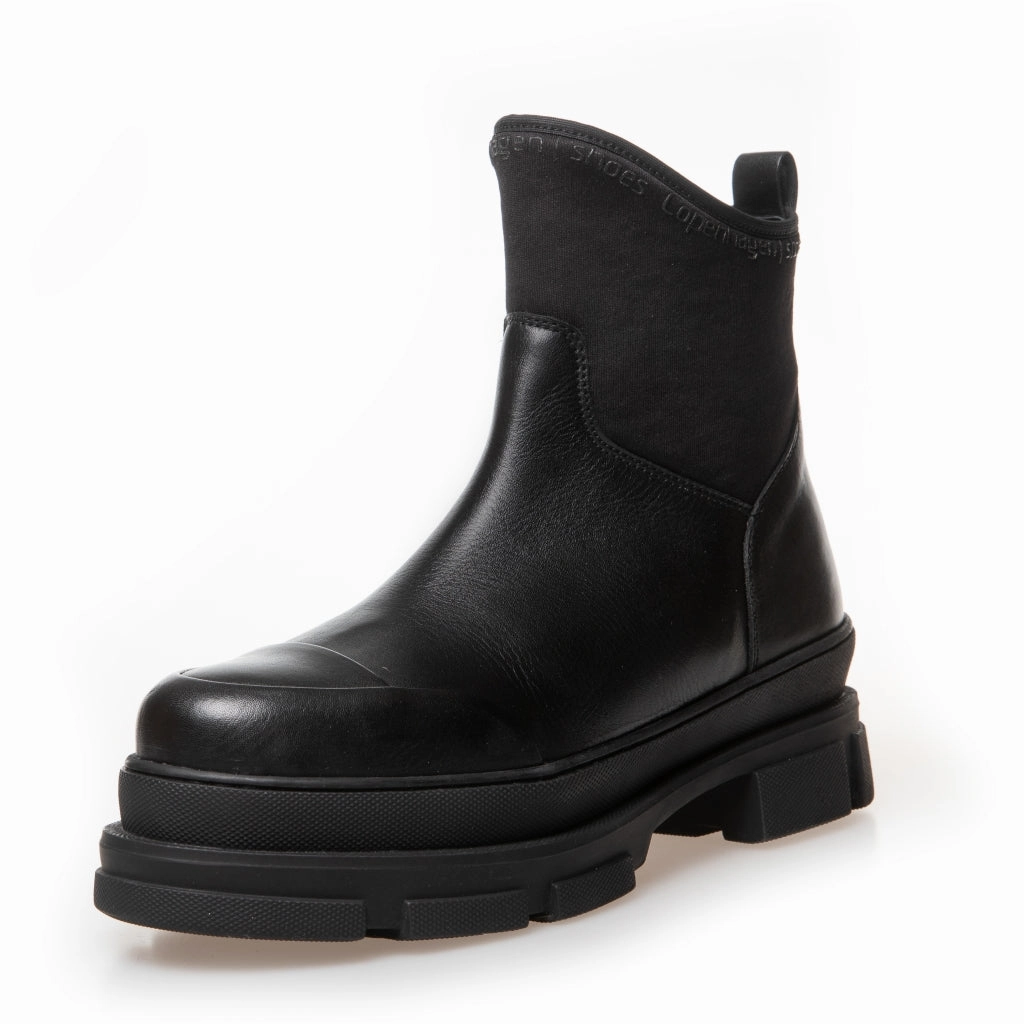 THE WINTER BOOT BLACK - BLACK