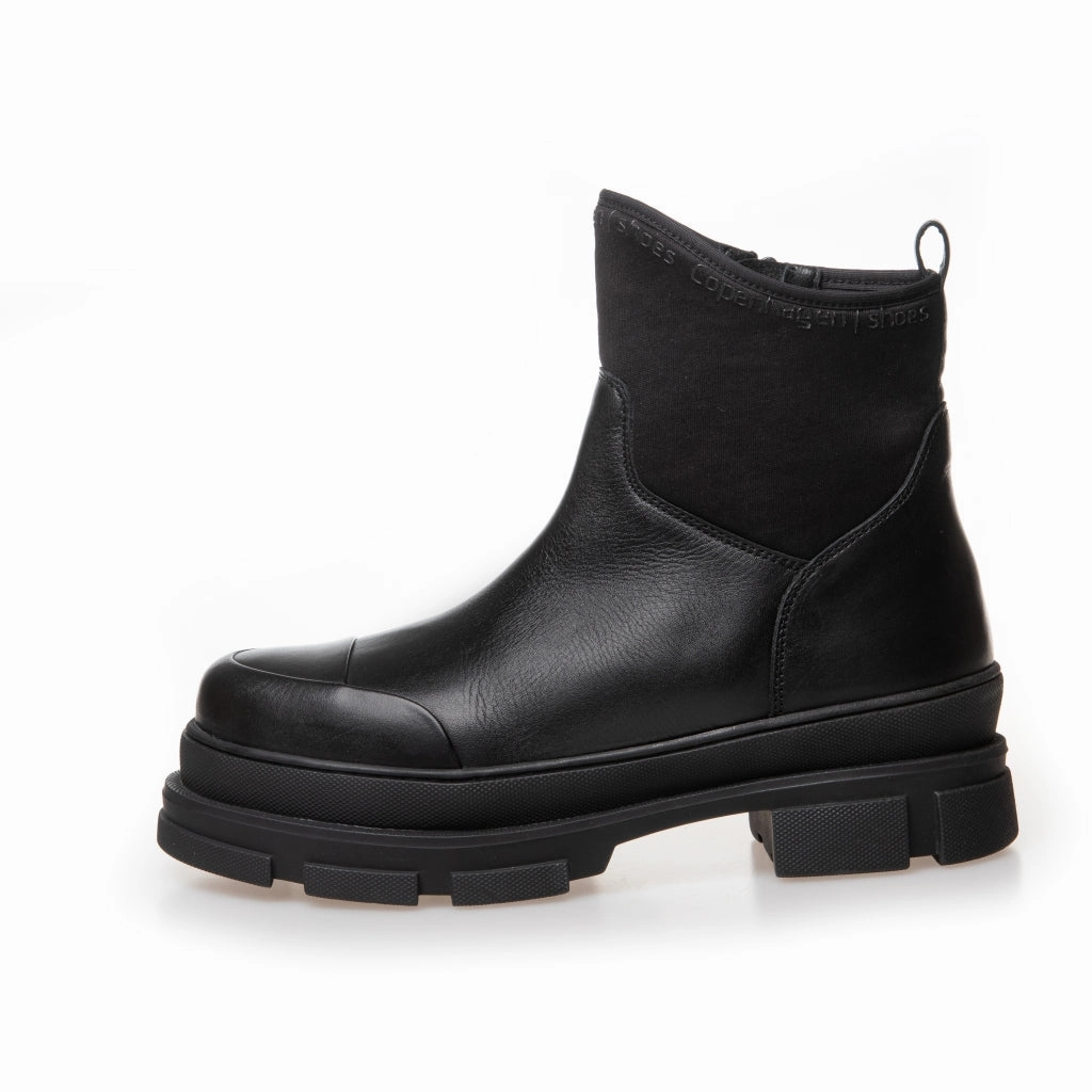 THE WINTER BOOT BLACK - BLACK