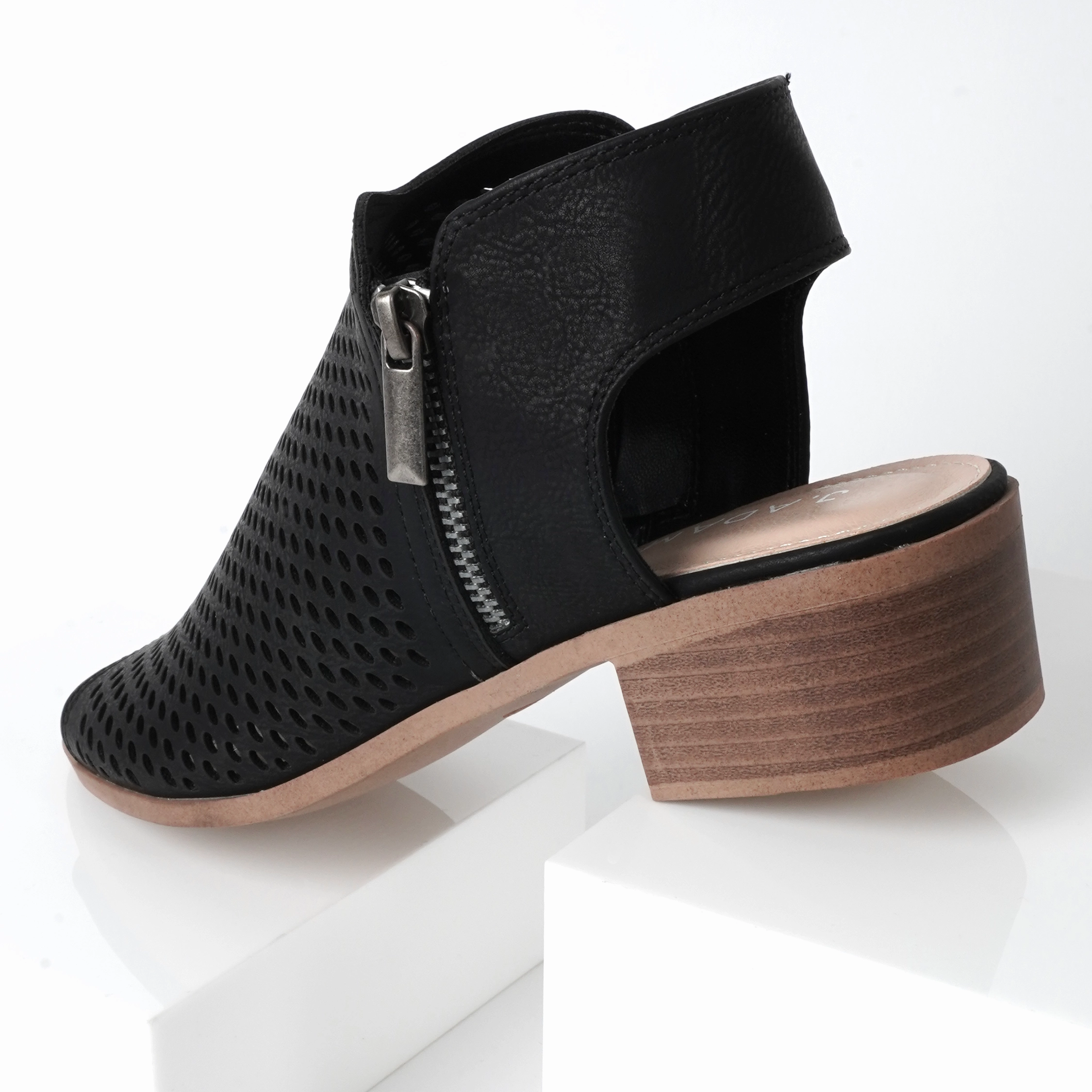 Tracy | Black