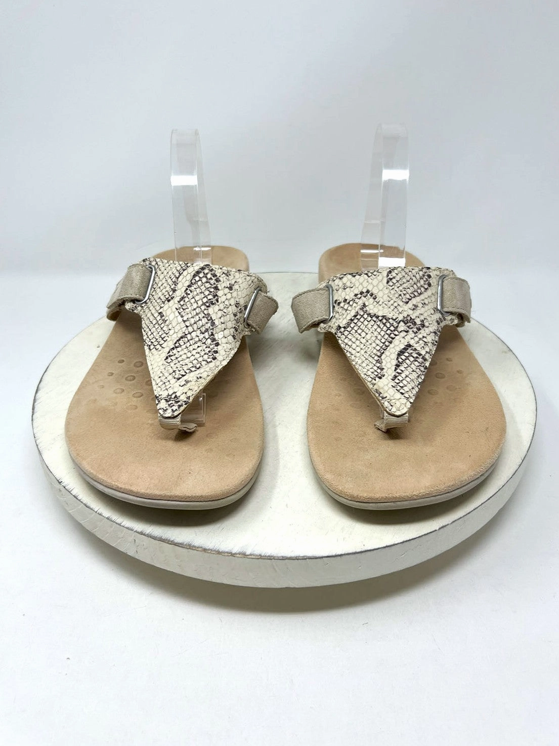 Vionic Size 12 Cream & Taupe Snakeskin Print Sandals