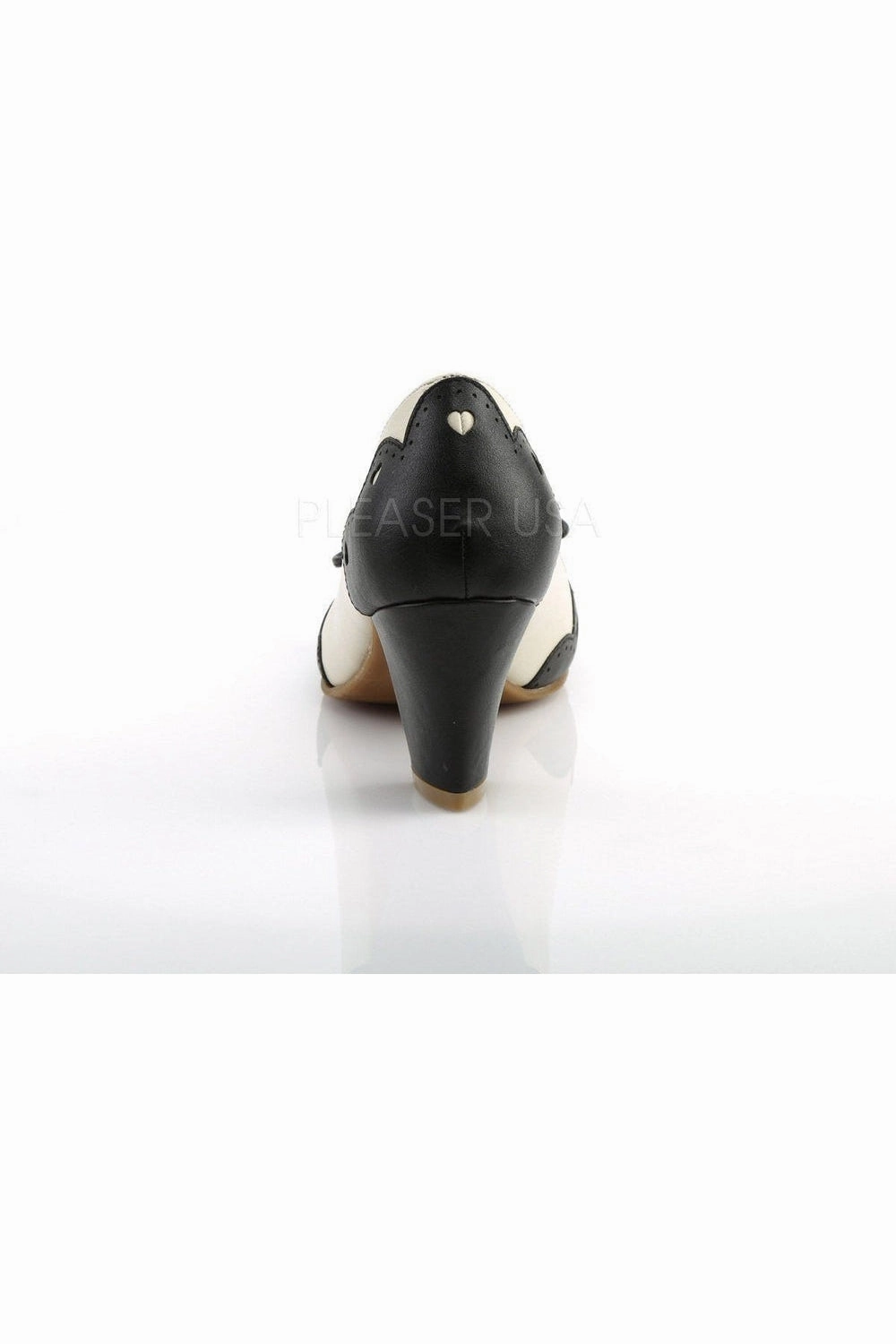 WIGGLE-17 Pump | Black Faux Leather