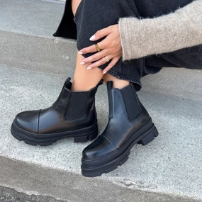 YOU AND ME LOW - Black (with black sole)