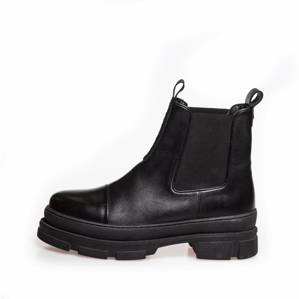 YOU AND ME LOW - Black (with black sole)